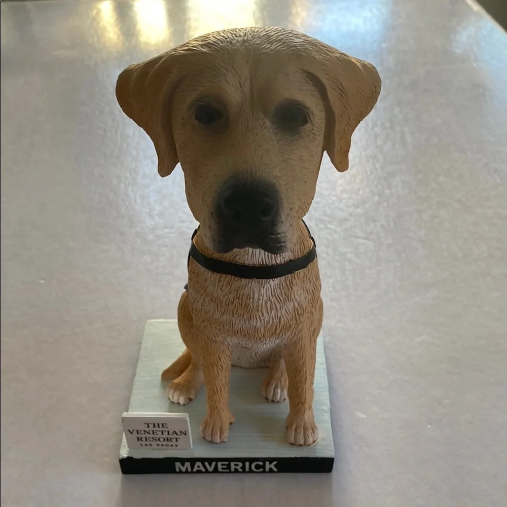 Vegas Golden Knights Maverick Bobblehead Dog Figurine
